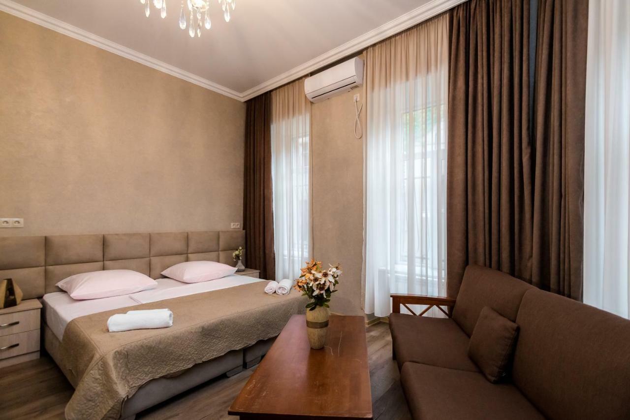 Star Hotel Tiflis Exterior foto